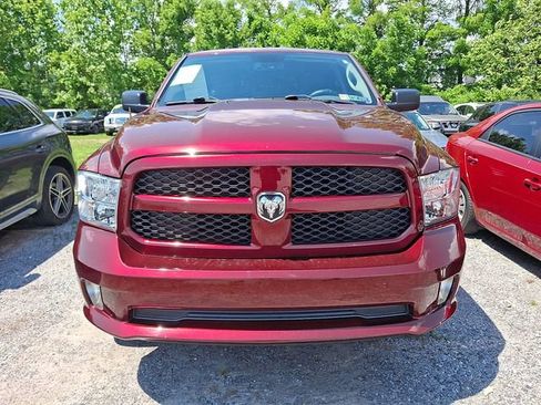 Used 2018 RAM 1500 Express AWD/4WD image 2