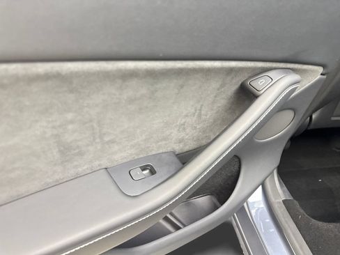 Used 2023 Tesla Model Y Long Range AWD/4WD image 38