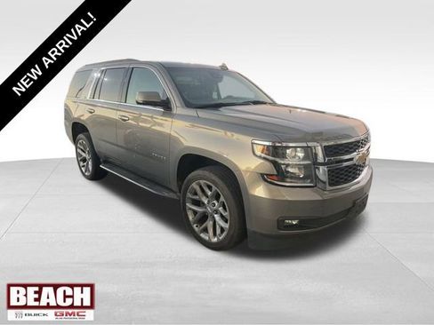 Used 2019 Chevrolet Tahoe LT w/ Luxury Package image 1