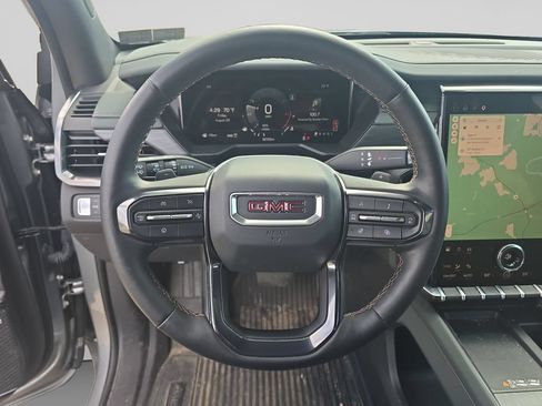 Used 2025 GMC Acadia AT4 w/ LPO, Floor Liner Package AWD/4WD image 4