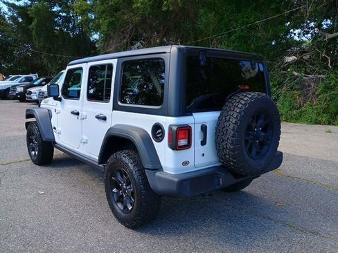 Used 2021 Jeep Wrangler Unlimited Sport AWD/4WD image 3