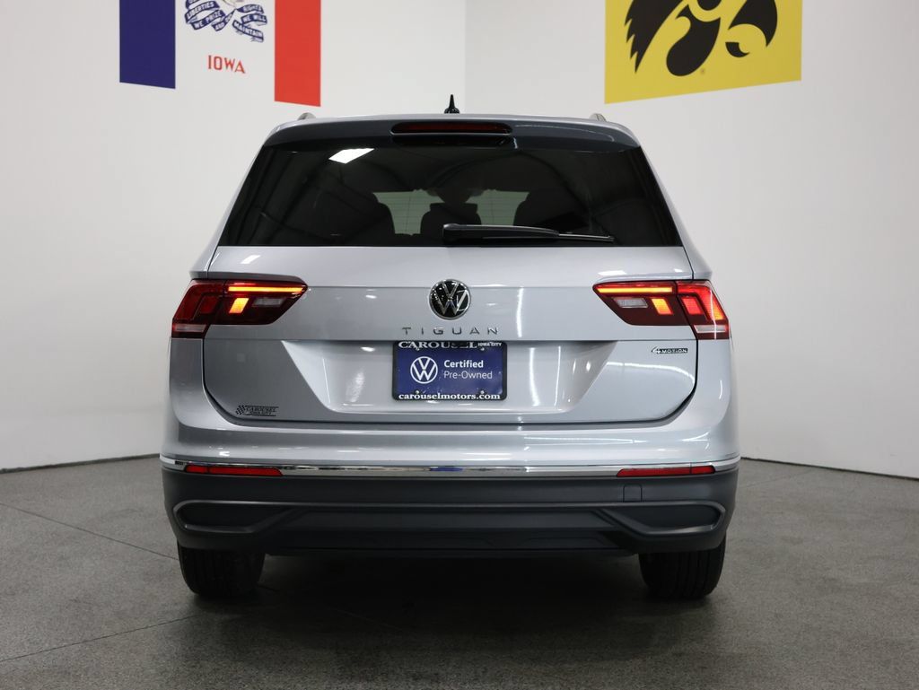 Certified 2023 Volkswagen Tiguan S AWD/4WD image 11