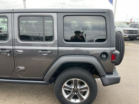 Used 2021 Jeep Wrangler Unlimited Sport image 24