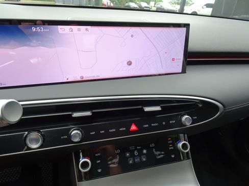 New 2026 Genesis GV70 2.5T Select image 16