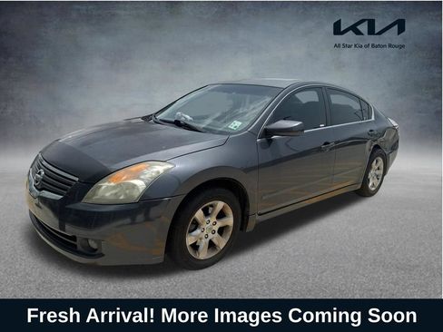 Used 2009 Nissan Altima 2.5 S w/ Convenience Plus Pkg FWD image 1