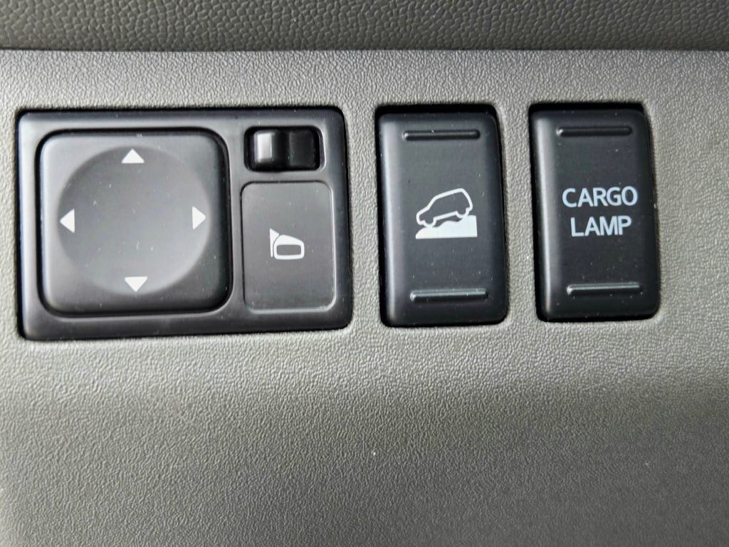 Used 2015 Nissan Frontier SV AWD/4WD image 26