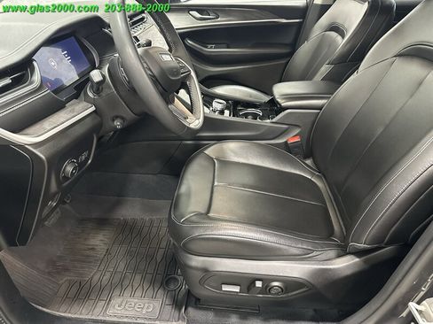 Used 2023 Jeep Grand Cherokee L Limited w/ Luxury Tech Group II AWD/4WD image 23
