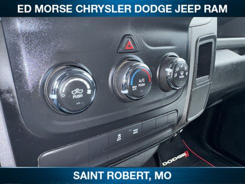 Used 2016 RAM 1500 Express AWD/4WD image 16