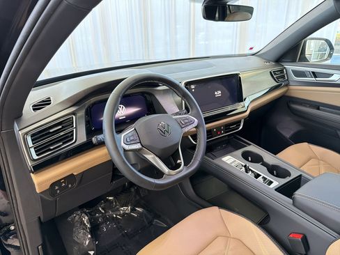 New 2026 Volkswagen Atlas Cross Sport SE AWD/4WD image 4