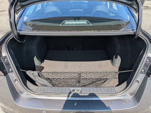 New 2025 Nissan Versa SV w/ Trunk Package image 31