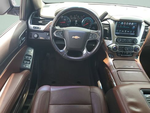 Used 2018 Chevrolet Tahoe Premier RWD image 12
