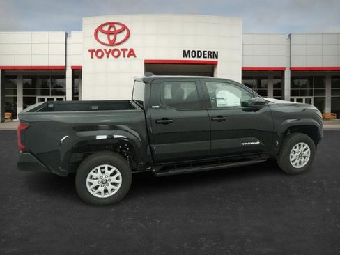 New 2026 Toyota Tacoma SR5 image 24