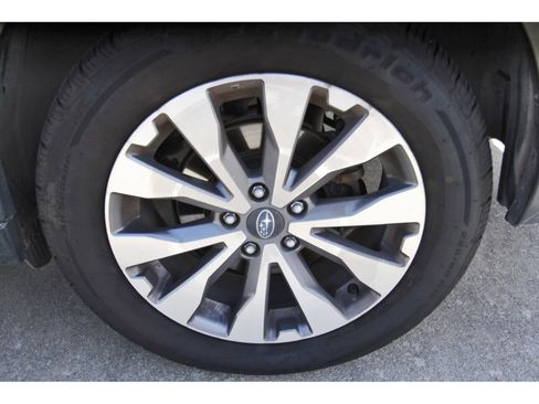 Used 2019 Subaru Outback 3.6R Touring AWD/4WD image 30