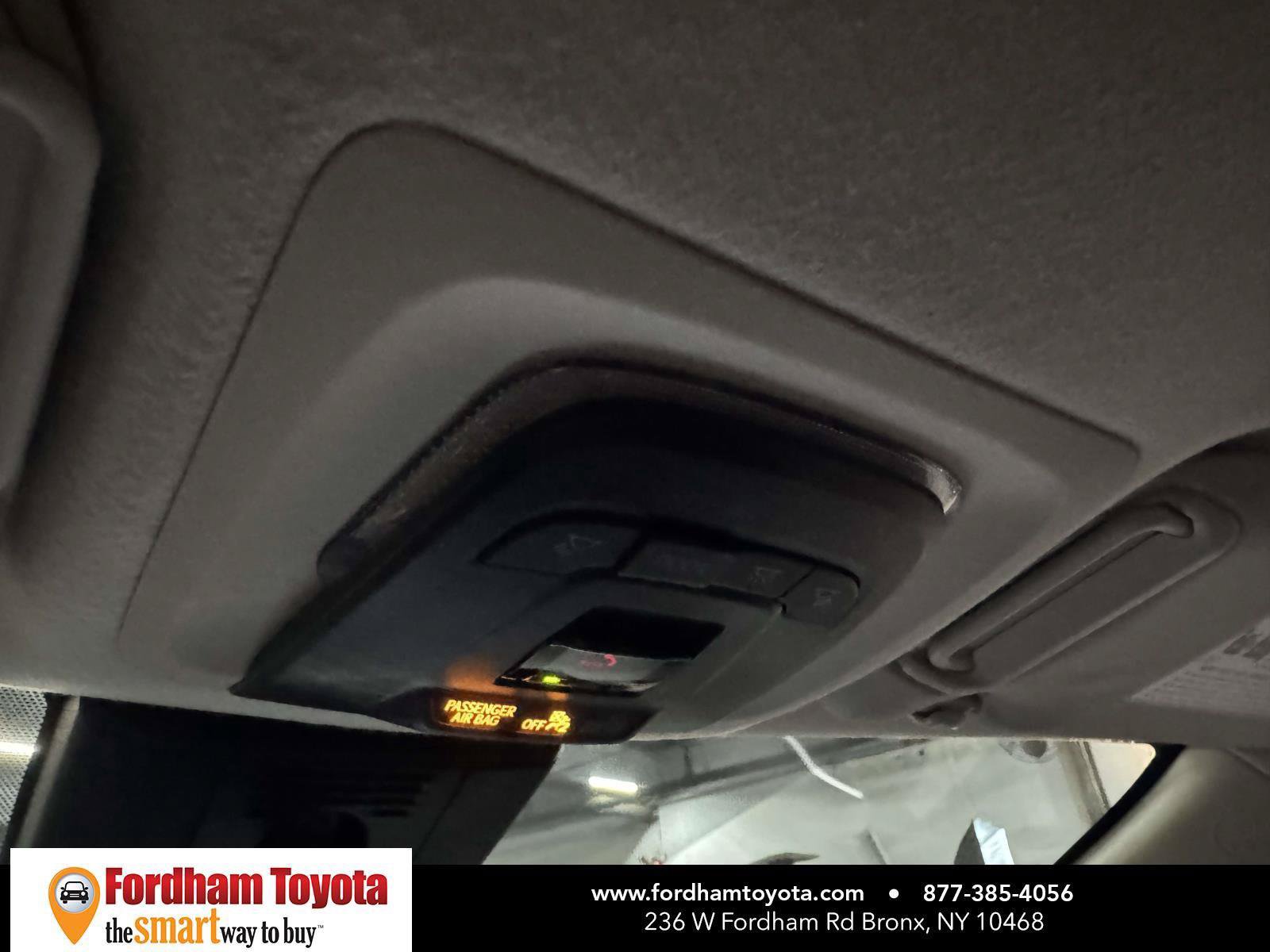 Used 2023 Toyota Corolla LE FWD image 29