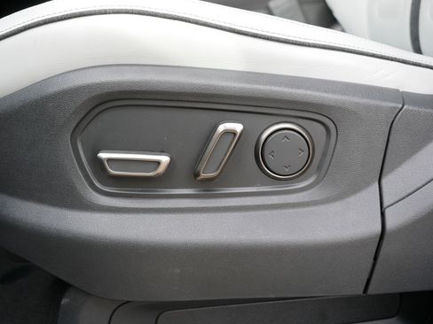 Used 2023 Rivian R1S Launch Edition image 20