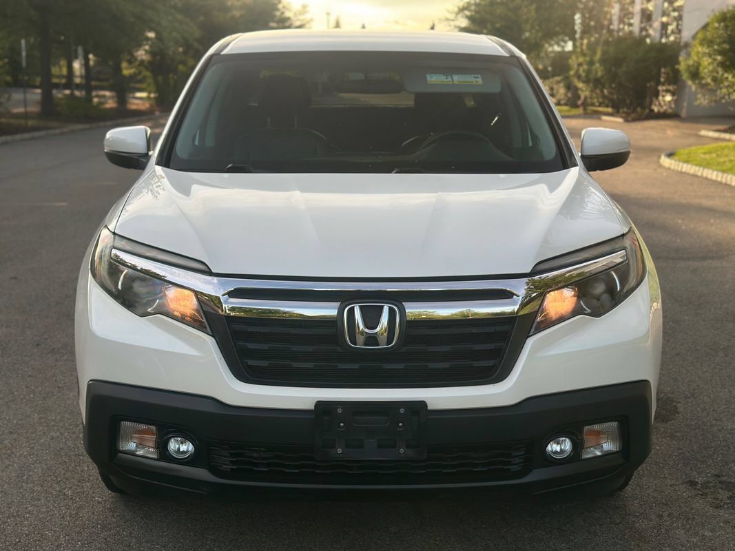 Used 2017 Honda Ridgeline RTL image 2