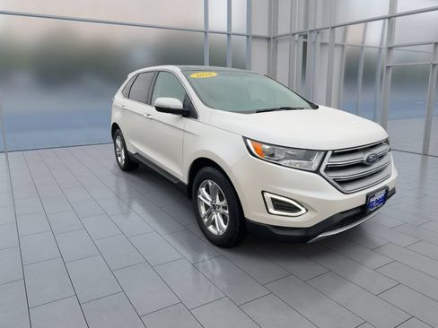Used 2016 Ford Edge SEL w/ Equipment Group 201A AWD/4WD image 2