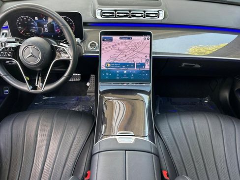 Certified 2022 Mercedes-Benz S 500 4MATIC image 17