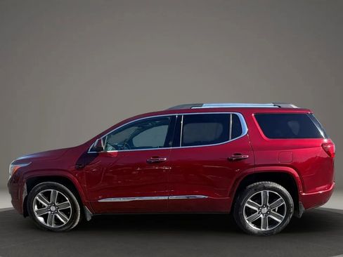 Used 2017 GMC Acadia Denali w/ Technology Package AWD/4WD image 8
