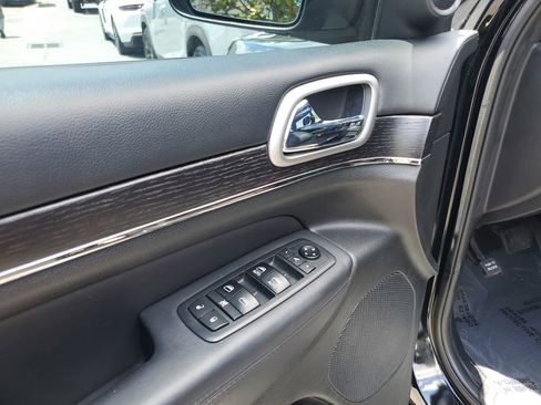 Used 2018 Jeep Grand Cherokee High Altitude RWD image 20