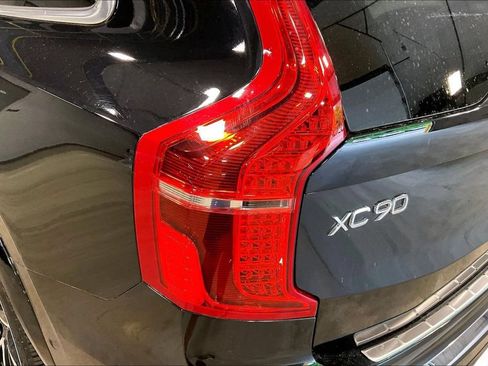 Certified 2024 Volvo XC90 B6 Plus w/ Protection Package Premier AWD/4WD image 23