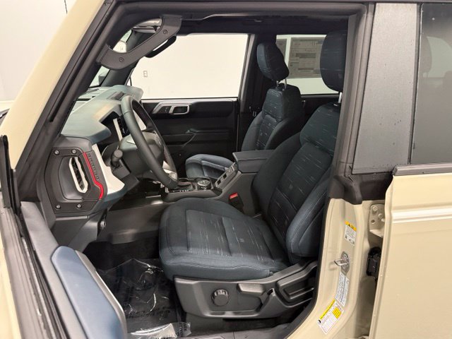 New 2026 Ford Bronco Heritage Edition AWD/4WD image 13