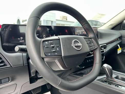 New 2026 Nissan Sentra SR FWD image 28
