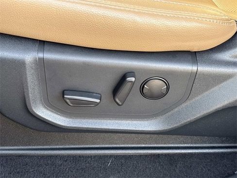 Certified 2022 Ford F250 Lariat w/ Lariat Ultimate Package image 28