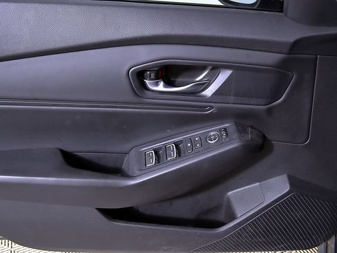 Used 2024 Honda Accord EX image 15