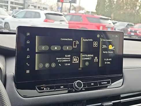 New 2026 Mitsubishi Outlander SE image 18