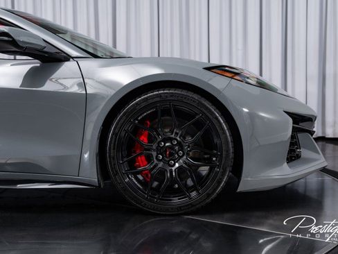 Used 2024 Chevrolet Corvette Z06 w/ Battery Protection Package image 29