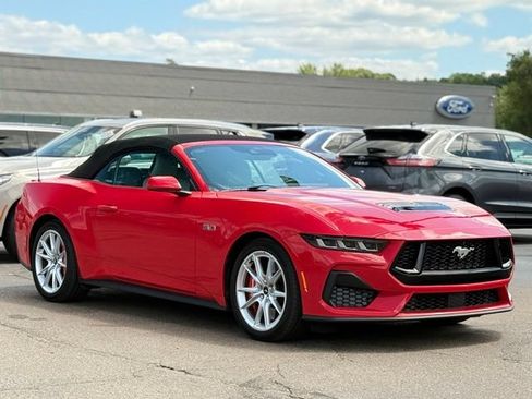 Used 2025 Ford Mustang GT Premium RWD image 24