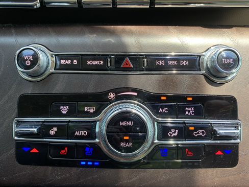 Used 2022 Lincoln Aviator Reserve w/ Equipment Group 201A AWD/4WD image 29