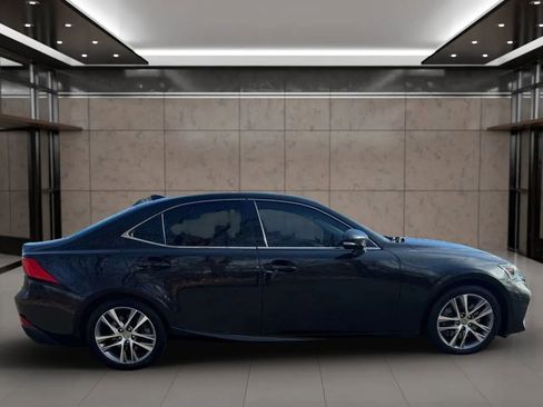 Used 2019 Lexus IS 300 w/ Accessory Package 2 image 6