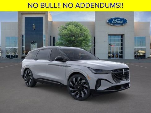 New 2026 Lincoln Nautilus Reserve image 8