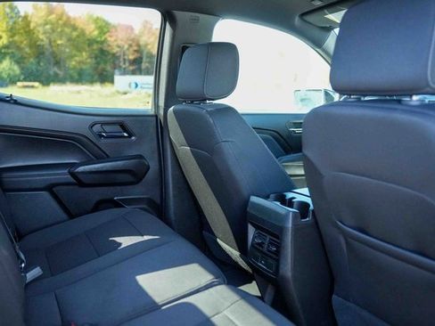 Used 2024 GMC Canyon Elevation image 20