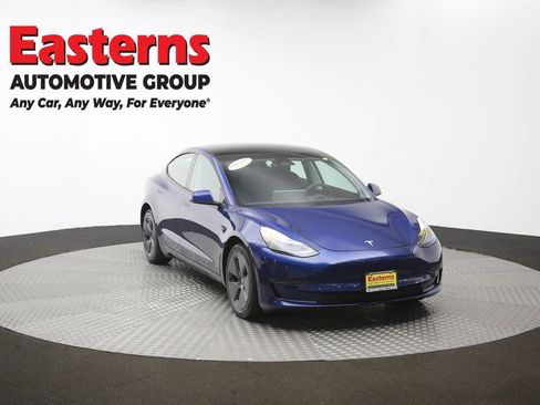 Used 2023 Tesla Model 3 Standard Range RWD image 45