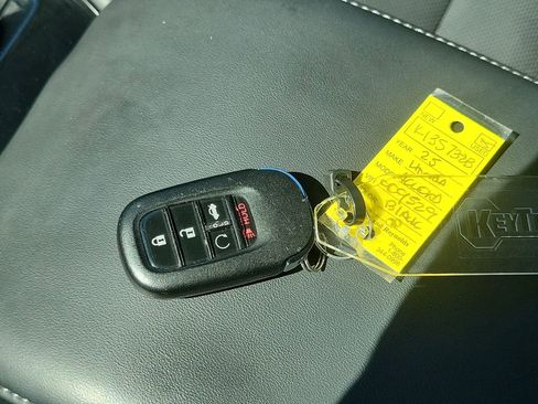 Used 2025 Honda Accord Touring image 28