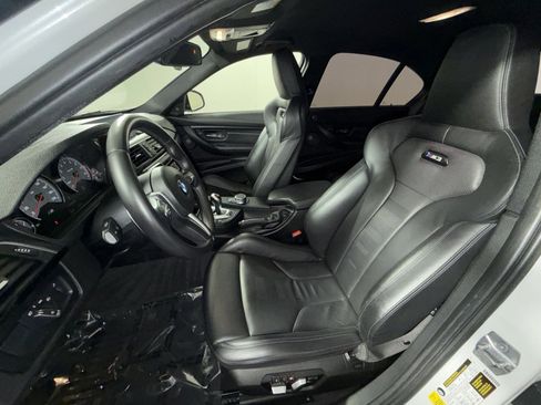 Used 2018 BMW M3 image 13