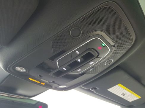 Used 2024 Audi Q8 e-tron Premium Plus w/ Premium Plus Package image 33