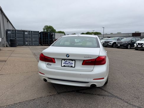 Used 2018 BMW 530e xDrive AWD/4WD image 5