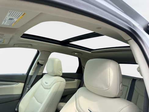 New 2026 Cadillac XT5 Premium Luxury w/ Driver Assist Package AWD/4WD image 18