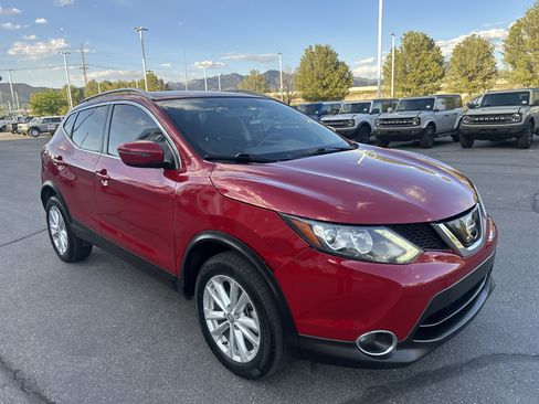 Used 2018 Nissan Rogue Sport SV w/ SV All-Weather Package image 7
