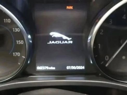 Used 2020 Jaguar F-PACE S image 14
