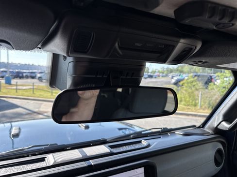 Used 2025 Jeep Wrangler Sport image 25