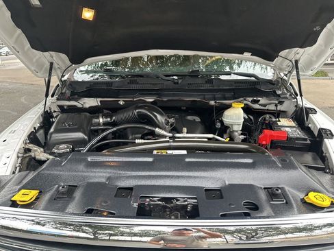 Used 2017 RAM 1500 Laramie Longhorn image 32