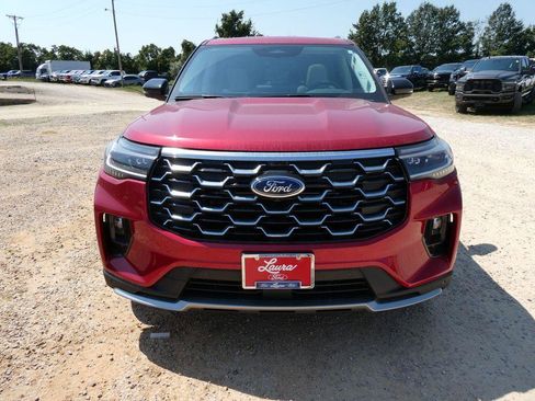 New 2026 Ford Explorer Platinum w/ LUX Leather Package AWD/4WD image 10