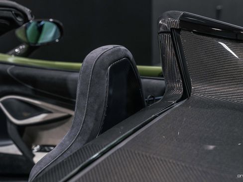 Used 2022 McLaren 765LT MSO MATTE URBAN GREEN $570,000 image 45