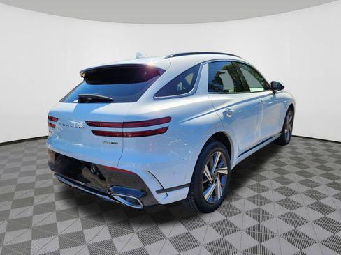 Used 2026 Genesis GV70 3.5T Sport Advanced AWD/4WD image 4