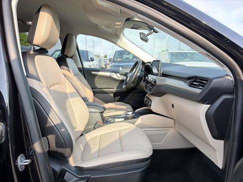 Used 2022 Ford Escape SEL AWD/4WD image 18